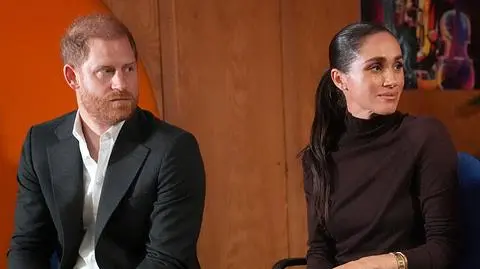 Meghan Markle wyjechała z rodziną za granicę. "Spogląda na Lili i zalewa się łzami"