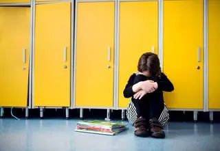 34-latek pocałował w czoło dziewczynkę. Grozi mu  rok więzienia