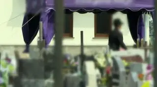 Pogrzebowy monopol i ponad dwukrotnie wyższe ceny? "Rozebrać pomnik może kto inny, ale wykopanie dziury to tylko my"