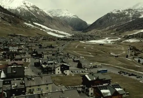 Urocze miasteczko Livigno. Jakie atrakcje znajdziemy w sercu włoskich Alp?