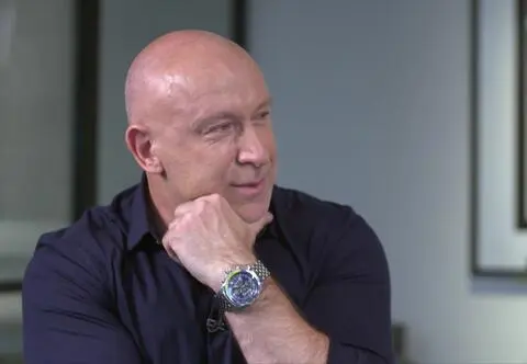 PO MĘSKU. Krzysztof Miruć dostaje od fanów nietypowe wiadomości. "Czy będzie pan moim tatusiem?"