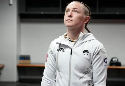 Poruszające wyznanie gwiazdy MMA. "Latami byłam gwałcona przez ojca" 