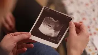 Pozwali za słowa o "hodowli" dzieci. "Wyobraziłem sobie córkę, która uczy się z tego podręcznika"