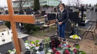 Ich ojciec zmarł, po matce słuch zaginął. Teraz mogą stracić dach nad głową