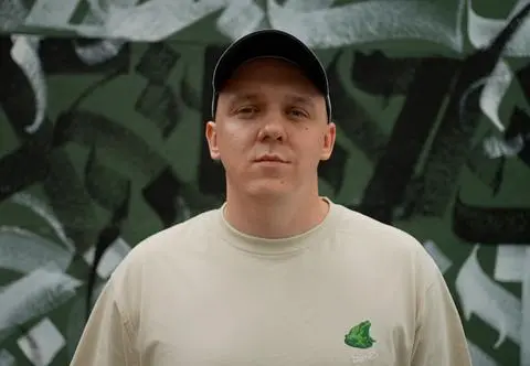 Artysta ze Śląska wprowadził kaligraffiti na salony: "Te litery były ze mną od zawsze"