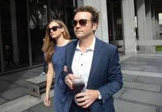 Danny Masterson skazany za gwałty. Aktor spędzi w więzieniu 30 lat