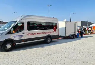 Mieszkańcy Wielkopolski ruszyli oddawać krew. "Każdy z tych ludzi już komuś uratował życie.