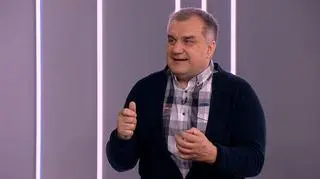 W lasach rodzą się młode dziki. "Locha idzie na człowieka nie dlatego, że jest agresywna"