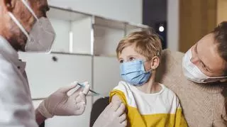 Kary dla rodziców za brak szczepienia dzieci. "Skuteczna formuła mandatowa"