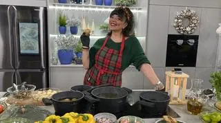 Spaghetti z kremowymi ziemniakami, mulami, kremem cebulowym i pikantną oliwą - przepis Cristiny Catese