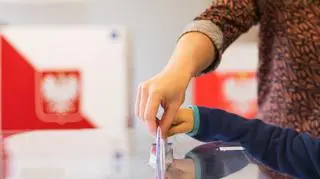 Kogo wybieramy w wyborach samorządowych? Jakie uprawnienia mają osoby we władzach lokalnych?