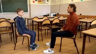 “Prace domowe spisuję od innych” (napisy)