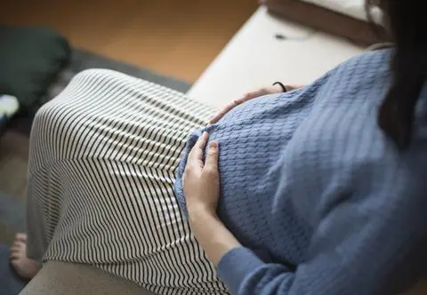Twierdzi, że mężczyzna powinien zapłacić kobiecie za urodzenie dziecka. "To wymaga poświęceń"
