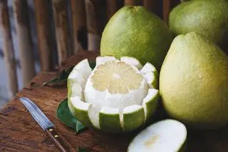 Pomelo – kalorie, witaminy i właściwości