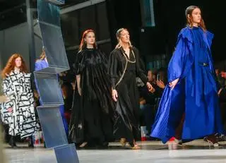 Lara Gessler na wybiegu