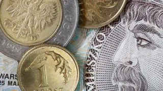 W związku z inflacją niektóre firmy decydują się na klauzulę waloryzacyjną. Na czym polega? 