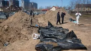 Znaleziono masowe groby, w których były rozstrzelane kilkuletnie dzieci wraz z rodzicami