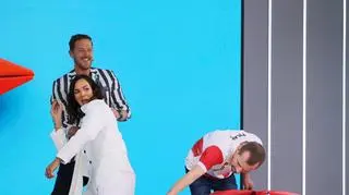 Jak daleko można rzucić samolotem z papieru? "Wyrzut jest bardzo mocny i szybki"