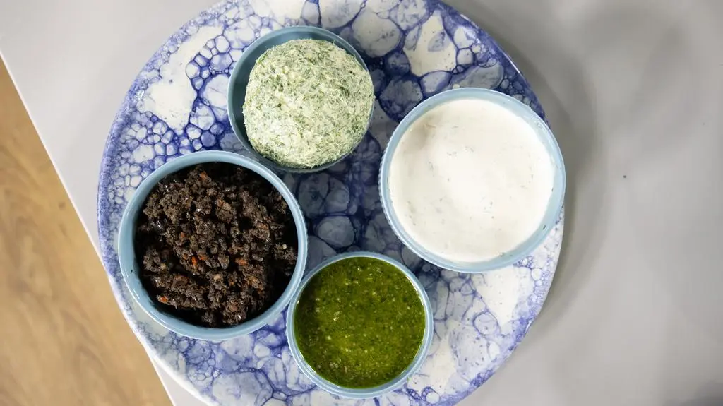 Tapenada, pesto i inne przyprawy