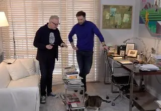 Odkrywamy gabinet Mariusza Szczygła. O czym będzie jego kolejna książka? "Ten obraz stanie się okładką" 