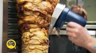 Co kryje się w kebabie? - napisy