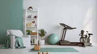 Jak urządzić siłownię w domu? Sprzęt, ćwiczenia