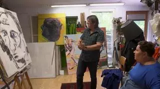 Andrzej Franaszek pokazał swój dom i pracownię w jednym. "Życie z artystą jest sztuką"