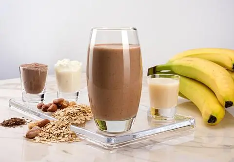 Shake czekoladowy – z lodami, bez i w wersji fit