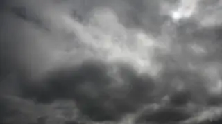 Pogoda na weekend. Gdzie spadnie deszcz ze śniegiem? Ile będzie stopni?