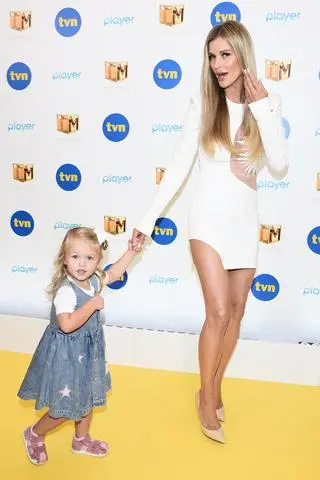 Joanna Krupa z córką na konferencji prasowej "Top Model"
