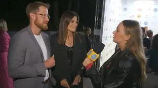 Patrycja i Robert Stockingerowie zdradzili, kto śpiewał na ich weselu. "On jest tak dobrym wokalistą, jak aktorem"