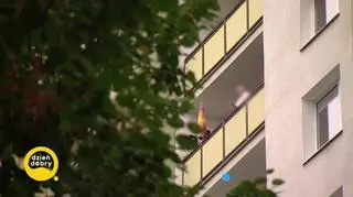 Czy należy zakazać palenia na balkonach? 
