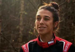 Joanna Jędrzejczyk zmieniła ring na cztery kółka. Sportsmenka miała wypadek. "Dachowałam"