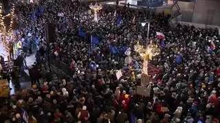 Demonstracja przeciw LEX TVN w Warszawie
