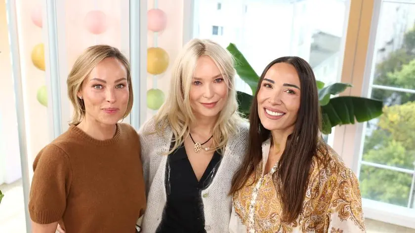 Weronika Książkiewicz, Dr Emma Kiworkowa,  Marta Dąbrowska