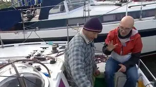Kapitan Przygoda wyrusza w podróż dookoła świata. Ile dni spędzi na morzu?
