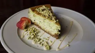 Sernik pistacjowy - przepis Andrzeja Polana