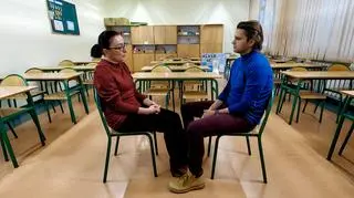 Czy na pewno wiesz, co twoje dziecko robi w szkole? "Zobaczyła całą toaletę wysmarowaną na brązowo"