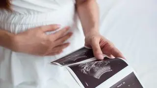 Ta sama kobieta drugi raz spodziewa się trojaczków. "Odblokowany nowy strach"