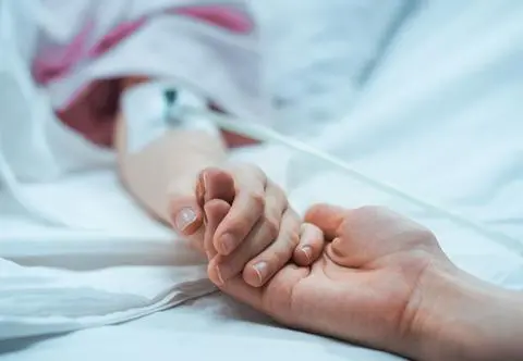 10-latka wzięła udział w niebezpiecznym wyzwaniu na TikToku. Lekarzom nie udało się jej uratować