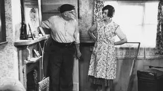  Ronnie Barker i Josephine Tewson