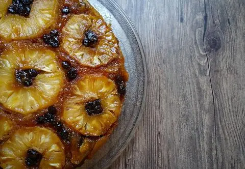 Włoski plumcake ananasowy - przepis Matteo Brunettiego