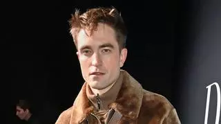 Robert Pattinson pojawił się na pokazie mody w spódnicy. "Wyglądał niesamowicie"