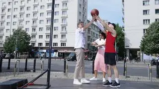 Damian Michałowski zmierzył się z najlepszym dunkerem na świecie. "Prawie urwałeś kosz!" 