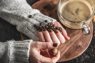 Espresso nails