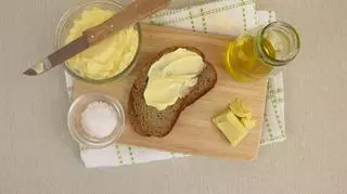Chleb smarowany masłem