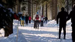 Szklarska Poręba - niezwykłe krajobrazy i trasy dla miłośników nart. "Tu znajdziecie śnieg jeszcze w maju"