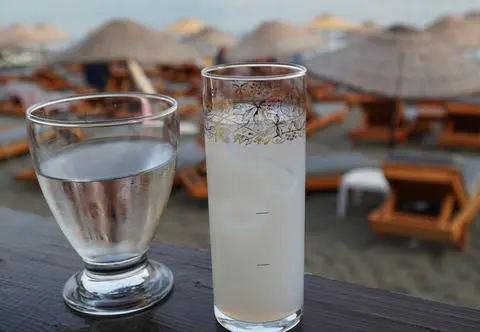 Rakija – napój, który jest częścią bałkańskiej kultury