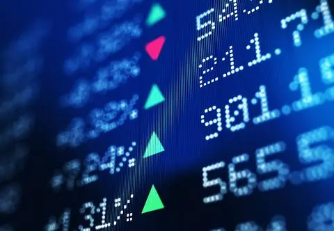 Kurs walut 09.03.2022: euro, dolar, funt, frank, rubel, hrywna. Jak działa kantor internetowy?