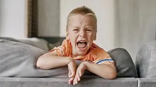 Jej synek miewał napady złości kilkadziesiąt razy w ciągu dnia. Sprytna mama znalazła na to sposób